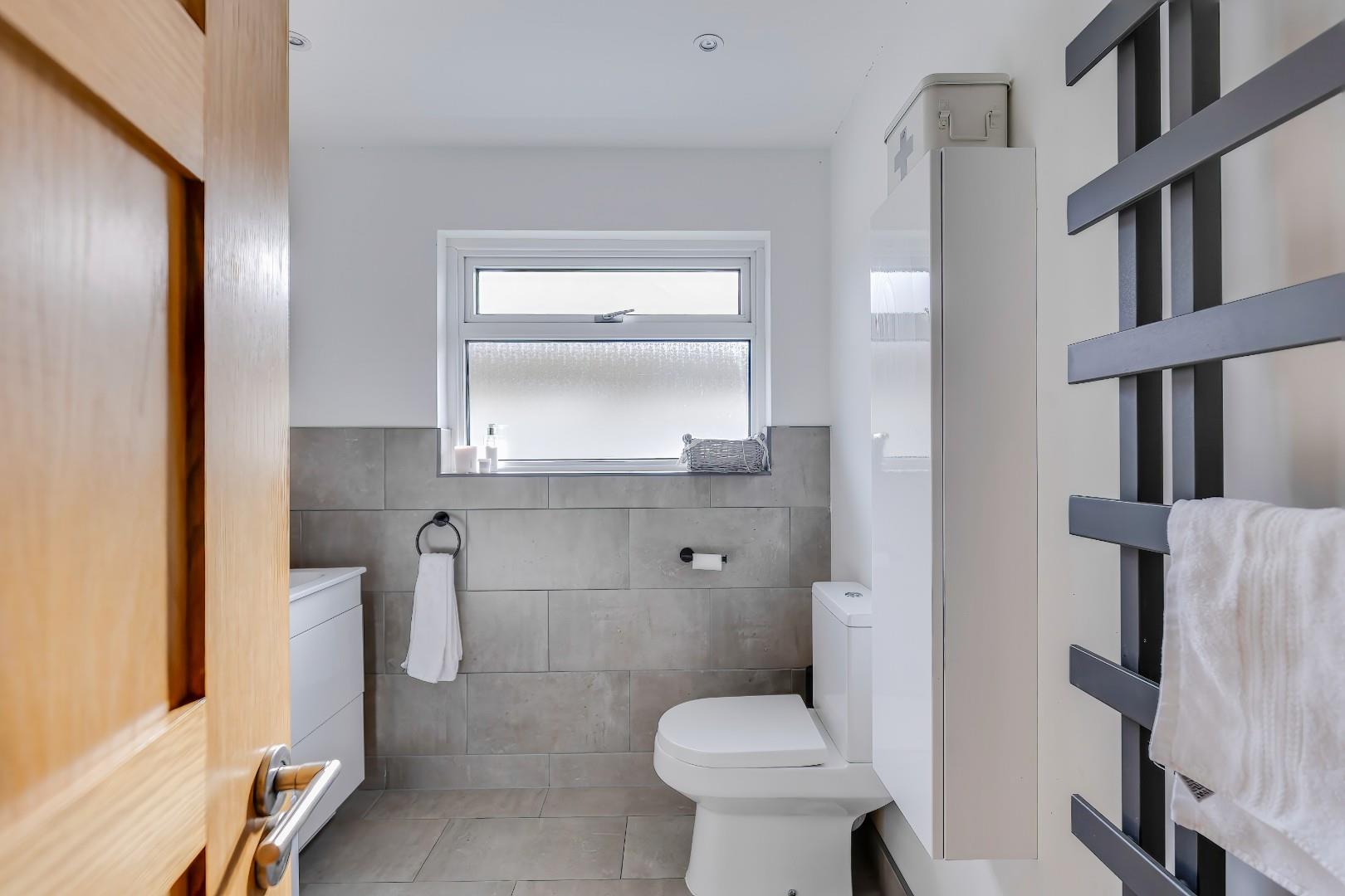 St. John Close, Cowbridge, Vale of Glamorgan, CF71 7HL